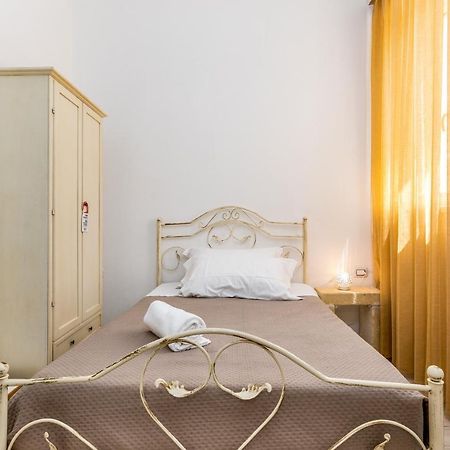 Hotel Reverse Торе Санта Сабина Екстериор снимка